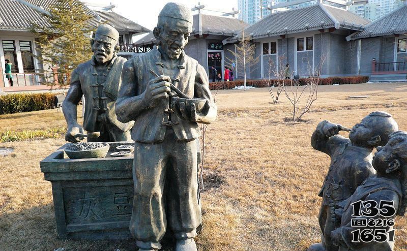 公園賣灰豆的人物小品銅雕 圖片
