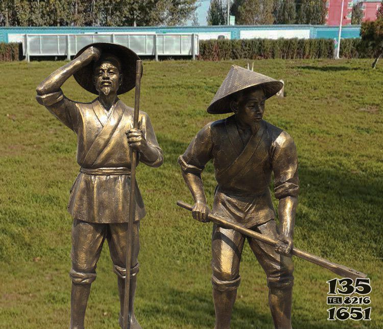 鋤地民俗人物銅雕  圖片