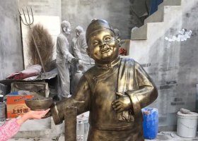 店小二人物銅雕 店小二雕塑銅雕圖片迎賓景區(qū)