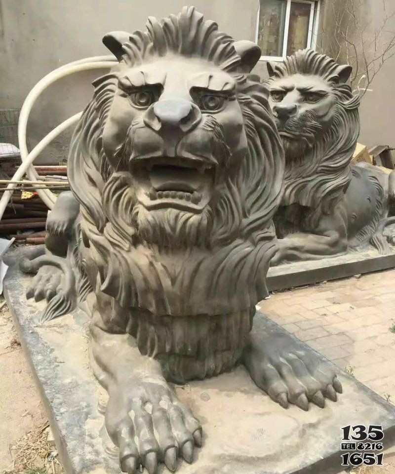 匯豐趴著的獅子銅雕 圖片