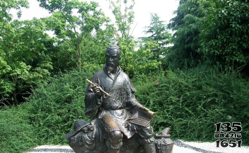 公園拿著毛筆寫字的漁翁人物景觀銅雕 毛筆雕塑人物造型書(shū)籍模型圖片