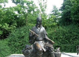 公園拿著毛筆寫字的漁翁人物景觀銅雕 毛筆雕塑人物造型書籍模型