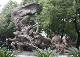 沖鋒人物革命戰(zhàn)士銅雕 