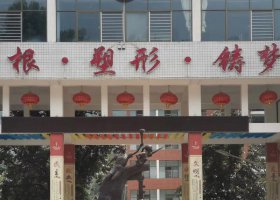 校園學(xué)生天天向上銅雕 學(xué)生雕塑作品初學(xué)者陶行知文章