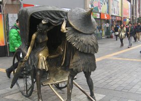 步行街鑄銅人物拉黃包車雕塑擺件 拉黃包車雕塑黃包車銅人民俗小品