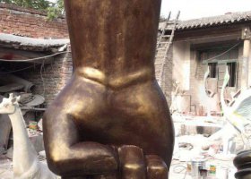 禁毒拳頭銅雕   拳頭雕塑額頭黨旗情侶鏤空