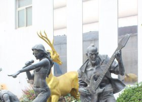 搖滾樂(lè)隊(duì)公園人物銅雕 