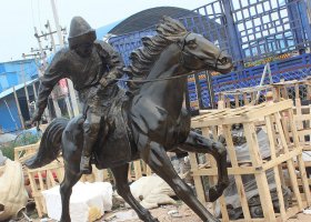現(xiàn)代騎馬人物公園景觀銅雕 