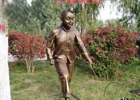 公園銅雕玩耍愉快人物雕塑 