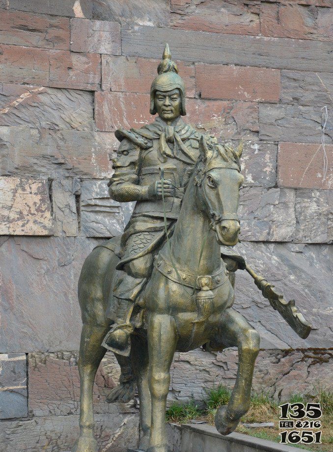江鎮(zhèn)公園騎馬的將軍人物銅雕 軍人雕塑作品遠(yuǎn)征軍人體大橋圖片