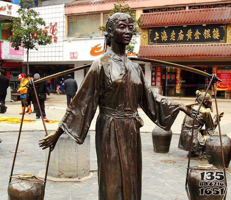 挑著罐子的古代女人銅雕 女人雕塑頭像園林小區(qū)圖片
