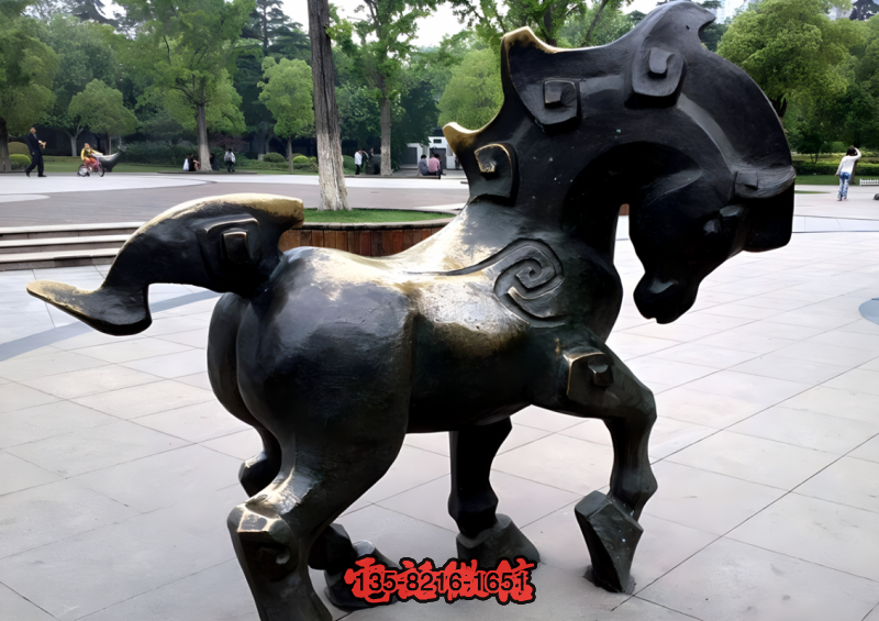 黃銅鑄造抽象十二生肖馬銅雕 黃銅鑄造抽象十二生肖馬銅雕