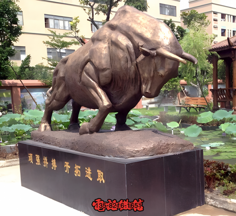 開拓進取純銅鑄造開荒牛銅雕 開拓進取純銅鑄造開荒牛銅雕